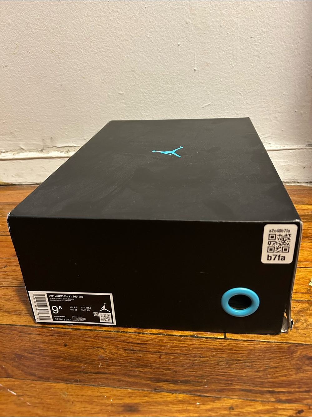 Jordan Retro 11 Empty Box Black/Gamma Blue-Black